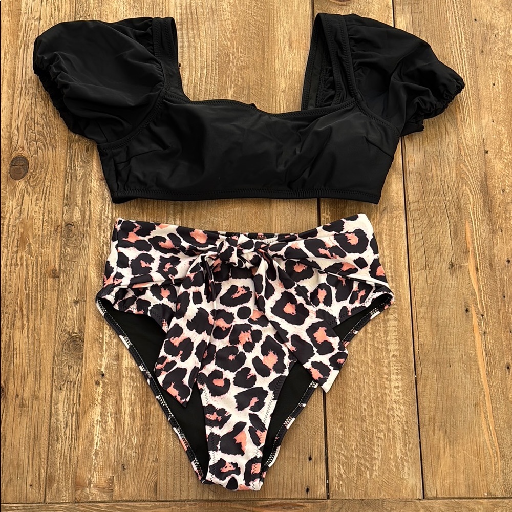 Black Puff Sleeve Bikini Top with Leopard Print Bottoms